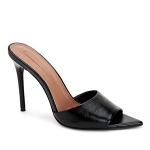 Dana mules BCBG